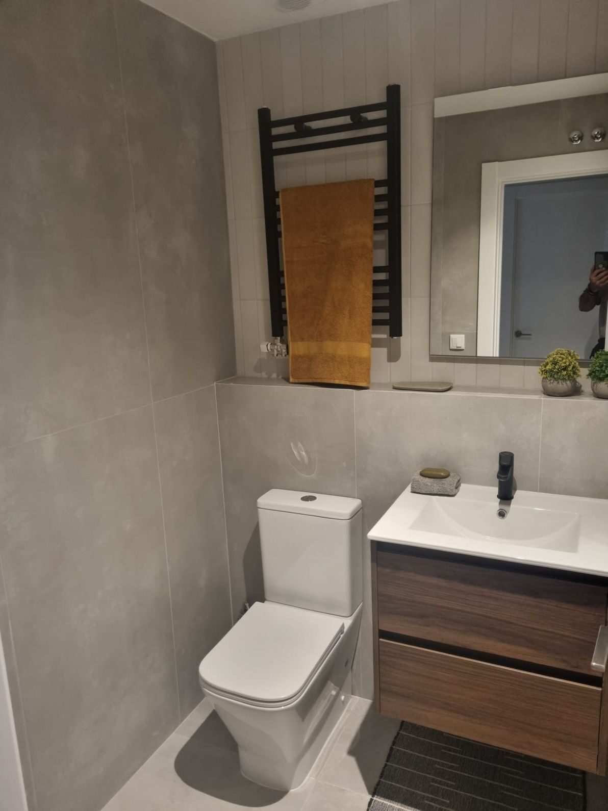 Reforma de baños en Eixample, Barcelona — Proyecto Entença de Grupo Arcada Estudio